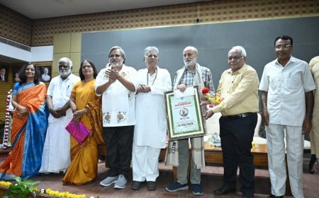 सलमान खान शाहरुख खान आमिर खान इमरान हाशमी नसीरुद्दीन शाह करन जौहर आदित्य चोपड़ा राजकुमार संतोषी जैसे फिल्मी जिहादी