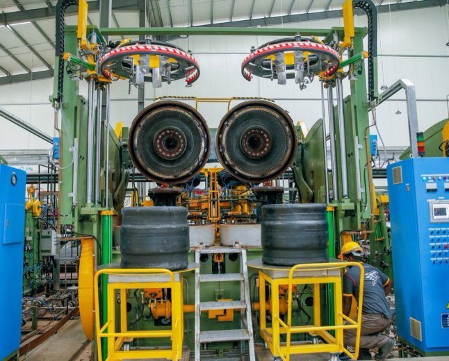 कार_के_टायर_कैसे_बनते_हैं_____Inside_the_Incredible_Car_Tire_Manufacturing_Process